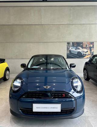 MINI COOPER 2.0 16V TWINPOWER GASOLINA S EXCLUSIVE 2P STEPTRONIC